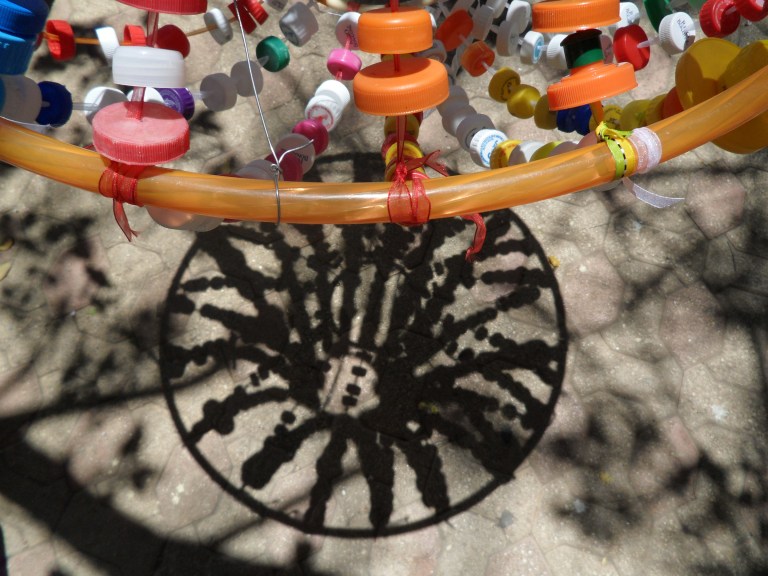 Yksityiskohta ensimmäisestä kattokruunusta. 2012.