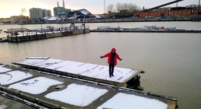 Tämän laiturin päälle rakentuu installaatio Roinalautta 12.9.2015.